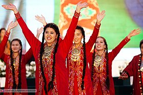 Turkmenistan Dancers