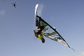 Jonas Ceballos jumps beneath helicopter