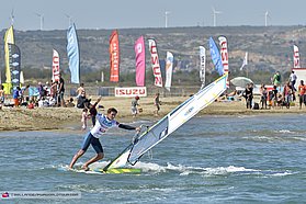 Adrien Bosson exults