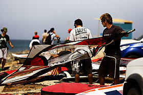 CV08 wv Rigging up Rigging up