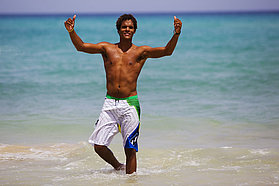 F09 ls Quincy Offringa take a dip Quincy Offringa take a dip