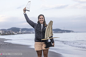 Japan prize giving 01325