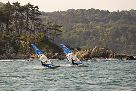 K12 sl Williams and Meneggati head out Williams and Meneggati head out