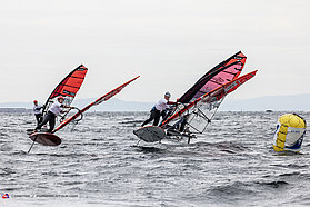 Round four action 00854