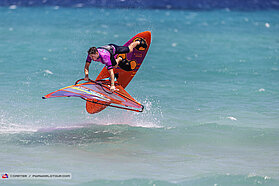 Double elimination action 0644