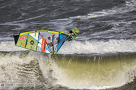 Fernandez backside action