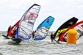 K12 sl Albeau leads the race five losers final Albeau leads the race five losers final