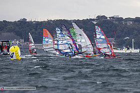 Suzuki pings the start