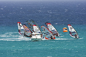 F09 sl Pearch gets a flyer Pearch gets a flyer