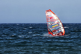 Dunkerbeck hits the gas