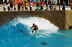 Klaas Voget at the wave pool
