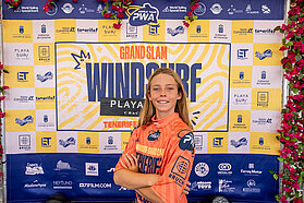 E1111 PHOTOMEDANO 00116