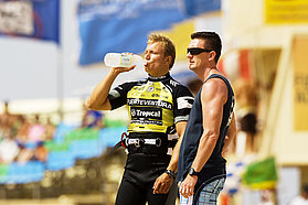 F09 ls JP boss checks his riders JP boss checks his riders