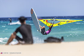 Double elimination action 0655