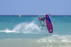 G584 8049 windsurfmore