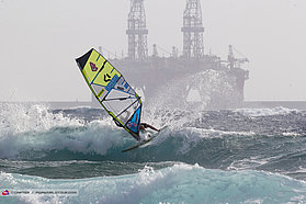 Adam Lewis morning session