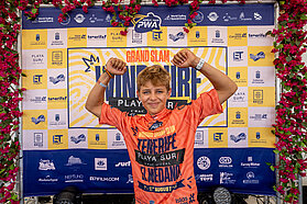 E29 PHOTOMEDANO 00134