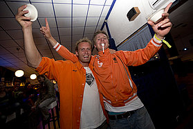 CB12 ls The Dutch score but it is short lived! The Dutch score but it is short lived!