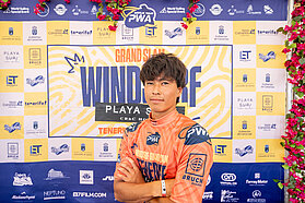 J27 PHOTOMEDANO 00233