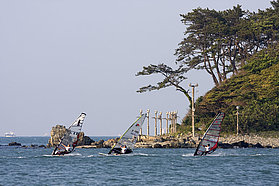 K08 sl Heading for the finish Heading for the finish