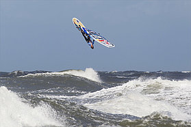 Koster at full stretch