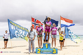 Freestyle prize giving 1137