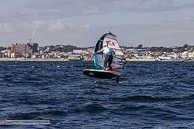 Dat two Race action 00538