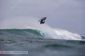 Antoine Martin flying