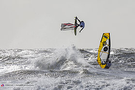 Eagle wing from Fernandez