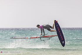 Single elimination action 0361