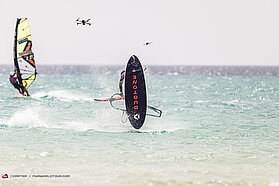 Single elimination action 0375