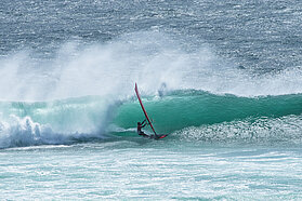 Bauer Photo-0098 Jake Ghiretti bottom turn