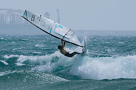 JPN12 RAFASOULART 01583