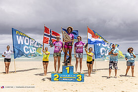 Freestyle prize giving 1143