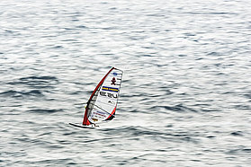 Pritchard blazes across the Pozo waters