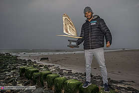 9 World titles for Gollito