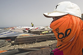 GC07 ls Micah Buzianis takes cover Micah Buzianis takes cover