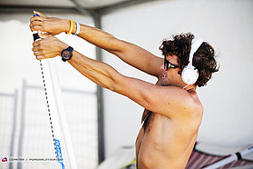 S Iachino full stretch