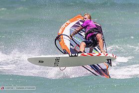 Double elimination action 0640