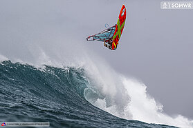 Thomas Traversa flying high