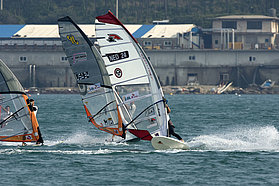 K08 sl Peter Volwater at the mark Peter Volwater at the mark