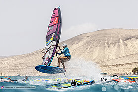 X Bobby De jong 1020