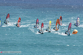 X Ladies action 1354