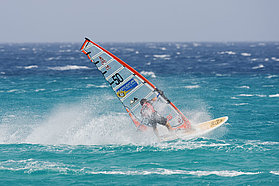 Gabriel Browne hangs on