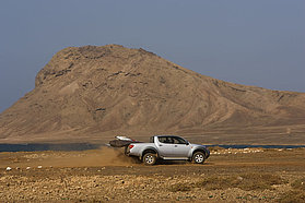 CV08 ls Kai Katchadourian heads to Little Hookipa Kai Katchadourian heads to Little Hookipa