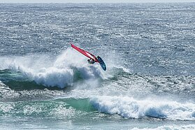 Bauer Photo-0300 Tyler Wallrodt aerial sequence 3