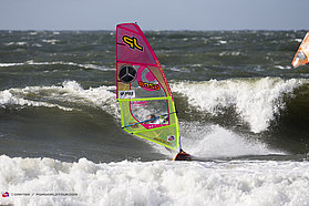 Leon Jamear bottom turn