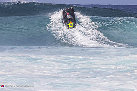 Si Crowther gets a tow