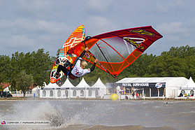 Amado Vrieswijk action