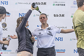 Japan prize giving 01323